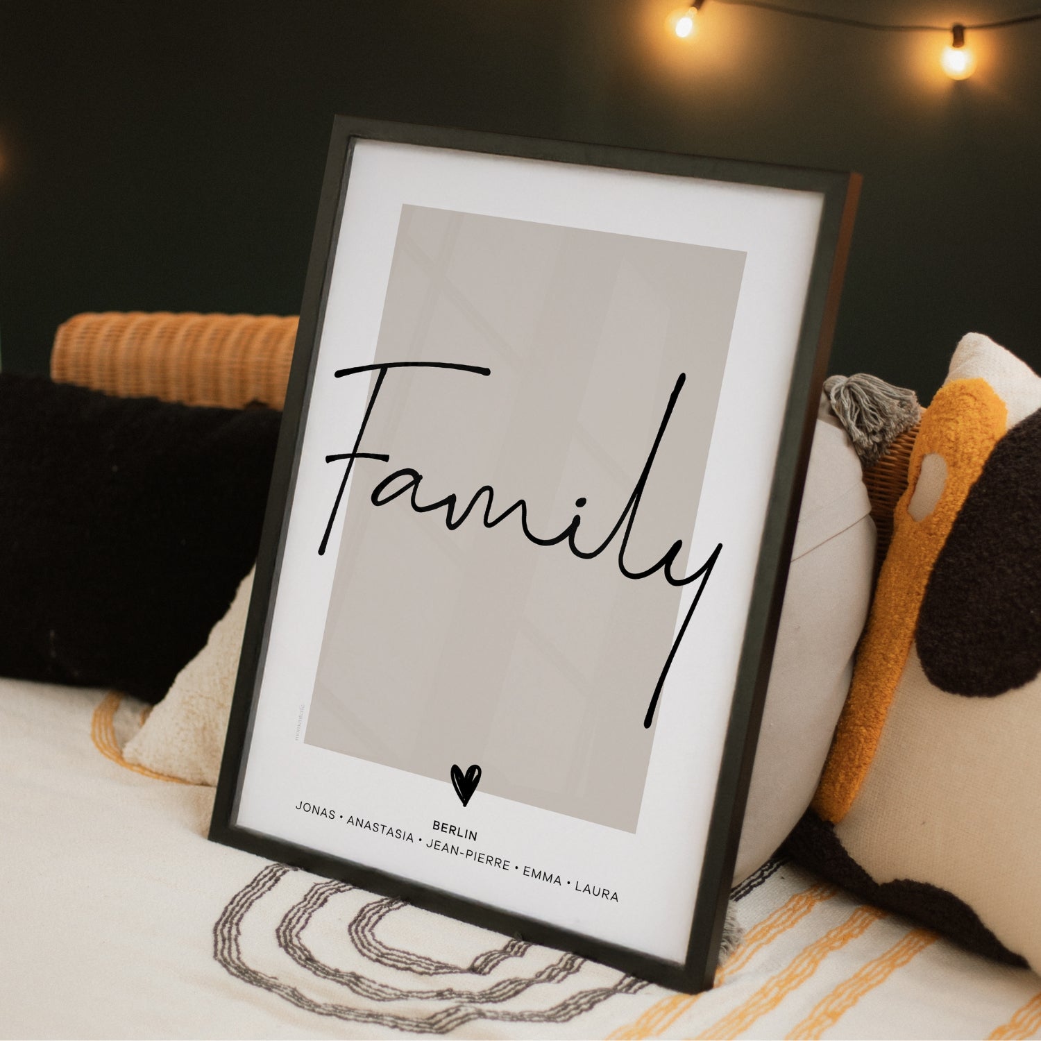 Personalisiertes Familienposter – minimalistische Line Art Illustration einer Familie als individuelles Wandbild und besonderes Geschenk für Zuhause
